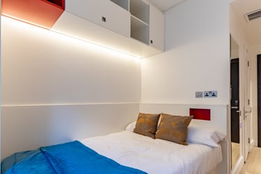 Classic En Suite at Spring Mews, Tinworth Street, Vauxhall, London, SE115EL - Image 6